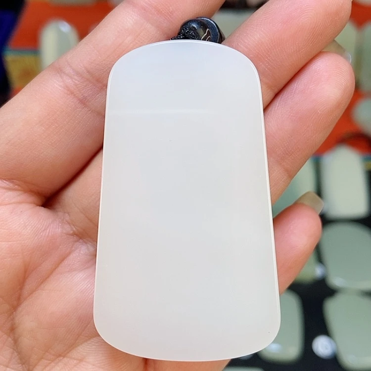 【闪购商品】颈饰未镶嵌和田玉