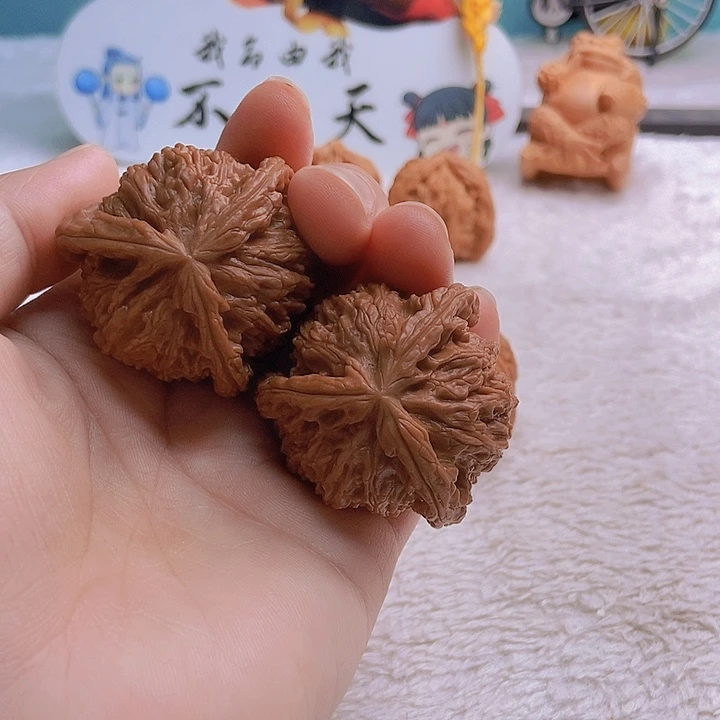 把件文玩核桃张****o三棱