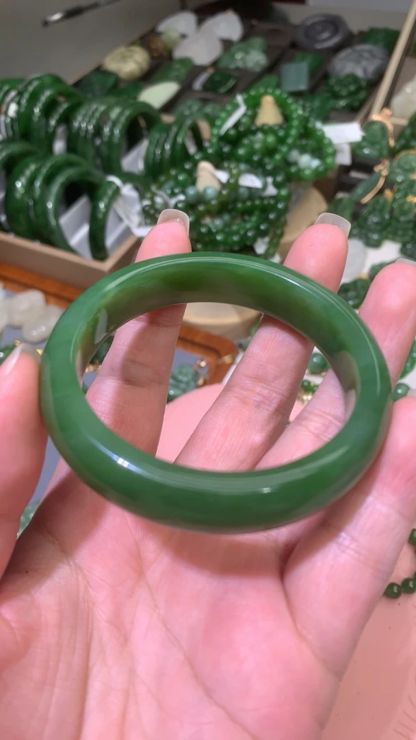 碧玉手镯54+【有小纹】