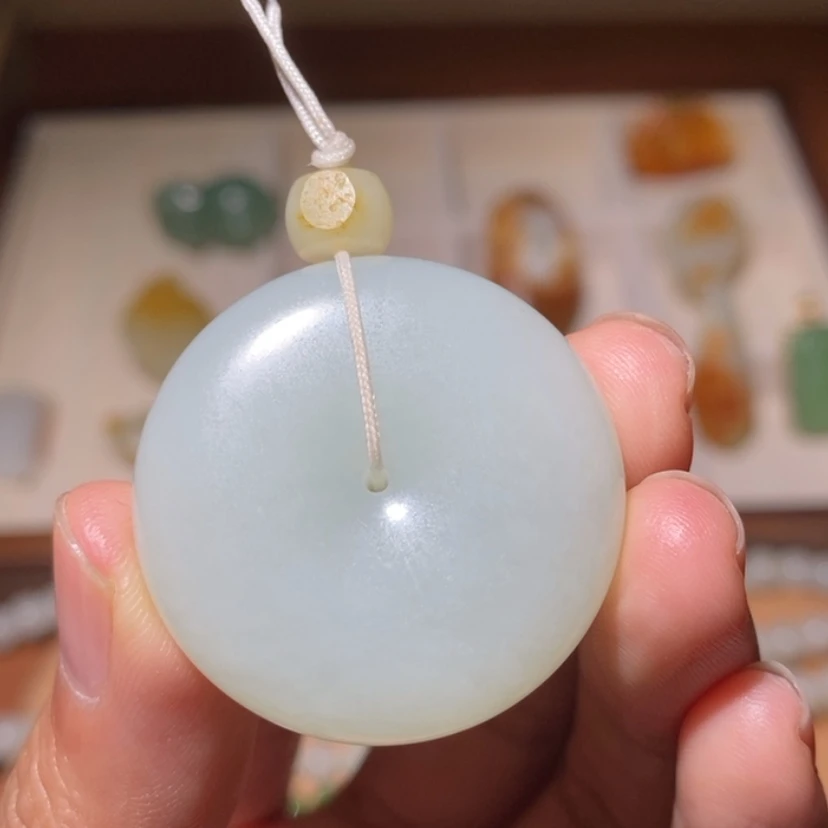 【闪购商品】颈饰未镶嵌和田玉