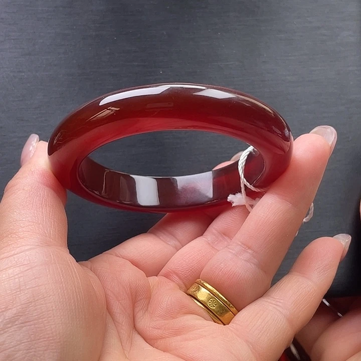 玛瑙/玉髓未镶嵌手镯57.1