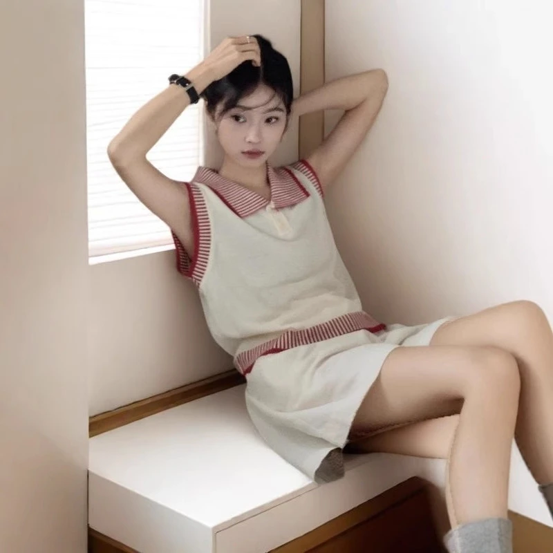 2025夏韩系撞色翻领无袖上衣小众复古POLO领针织衫薄款短袖T恤女