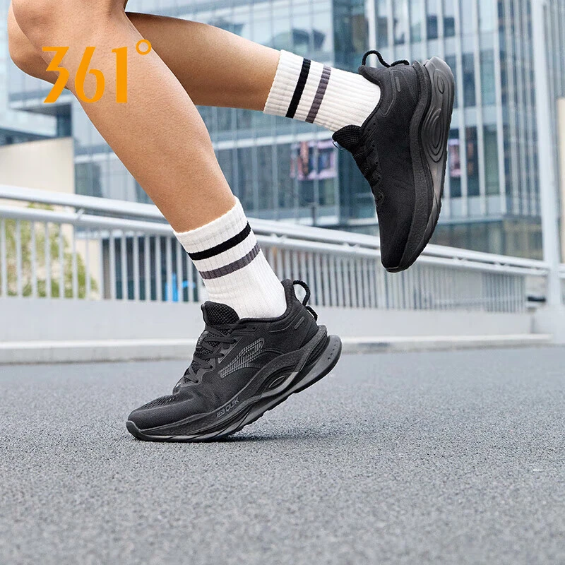 361°赤焰5全黑男鞋运动鞋秋季透气减震飞织低帮防滑轻盈男跑步鞋