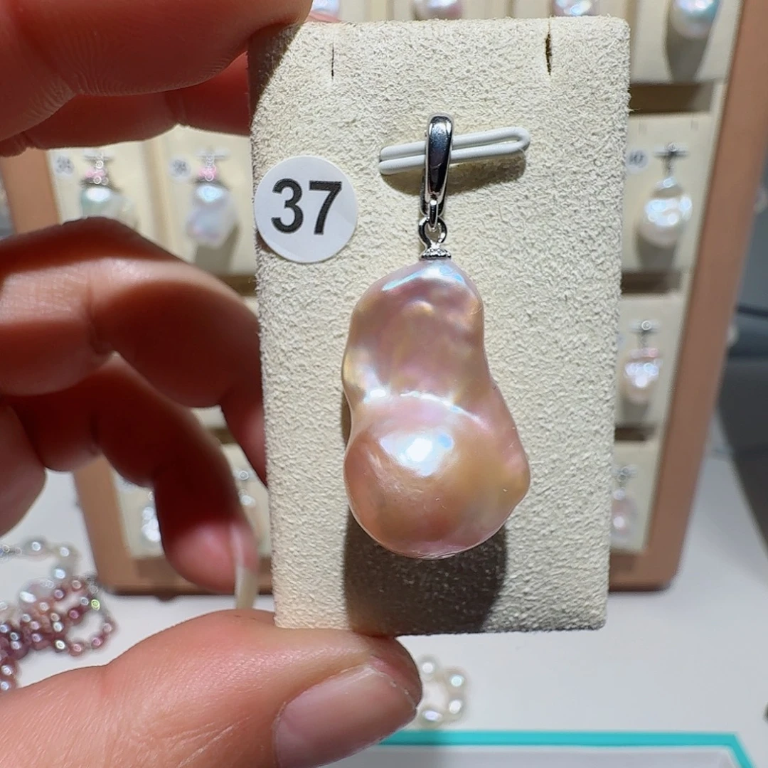 淡水珍珠合金颈饰