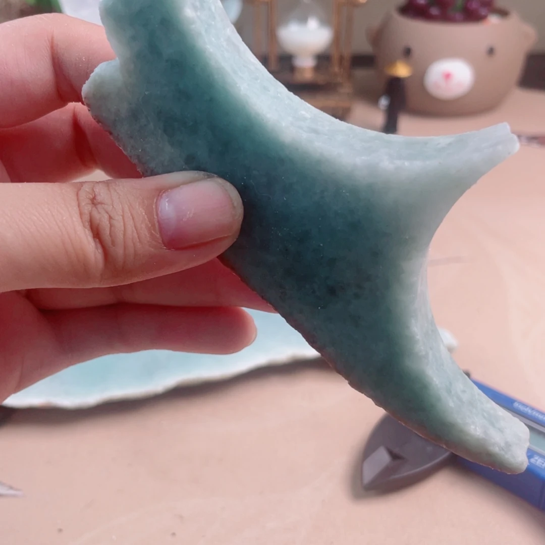 翡翠未镶嵌颈饰399……
