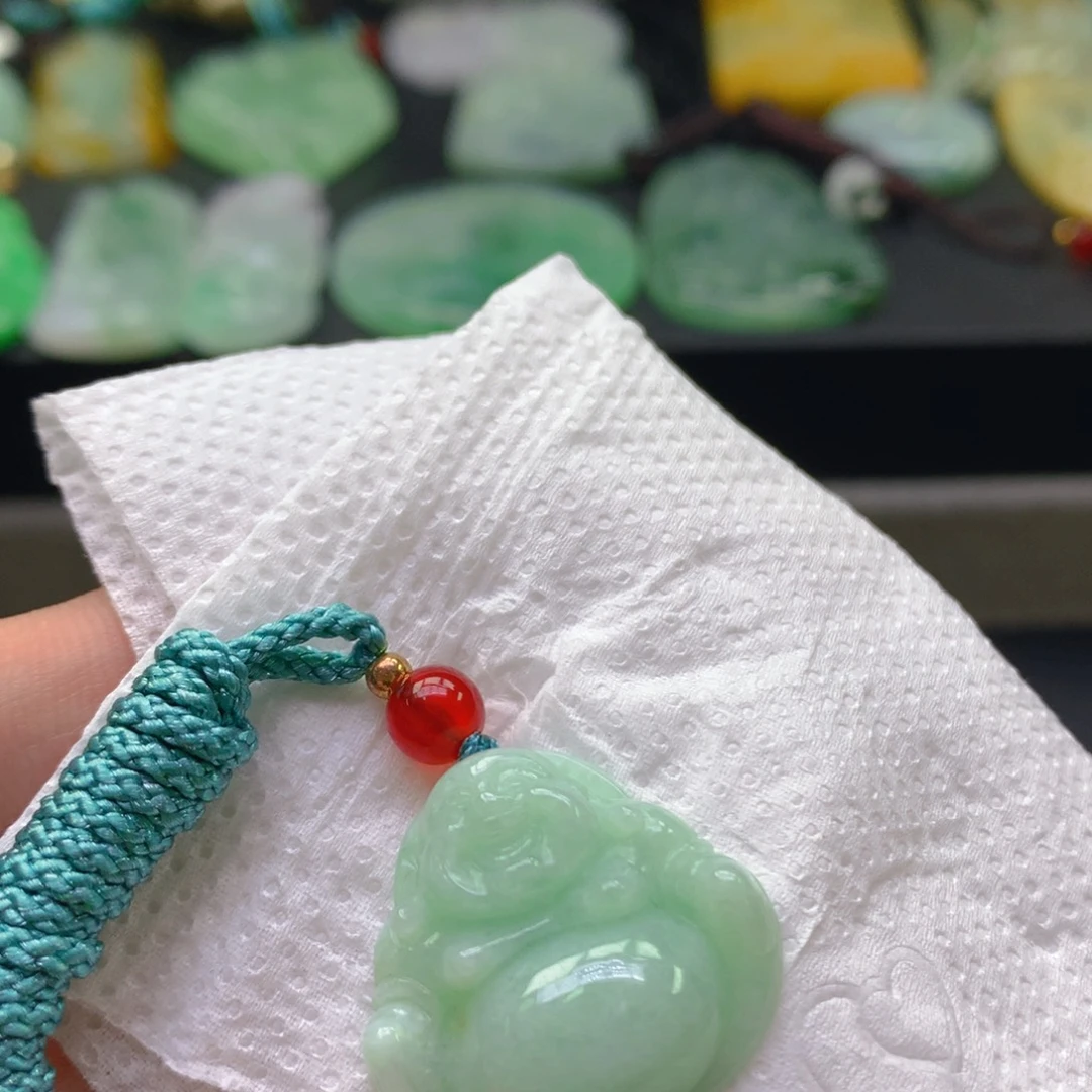 翡翠9K金镶嵌颈饰翡翠