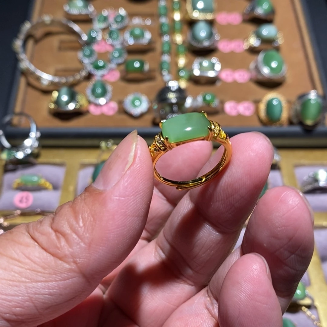 和田玉（碧玉）戒指未镶嵌