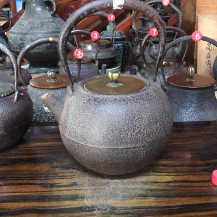 一字底炮口丸子壶