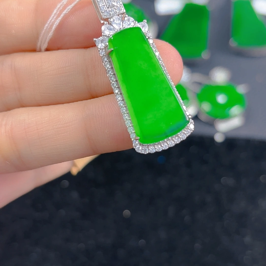 翡翠银S925镶嵌吊坠(不含链)