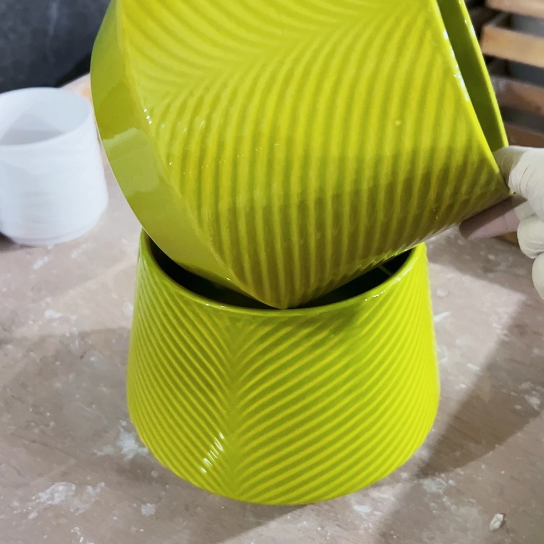 有孔，外贸尾单陶瓷花盆凑单10米包邮