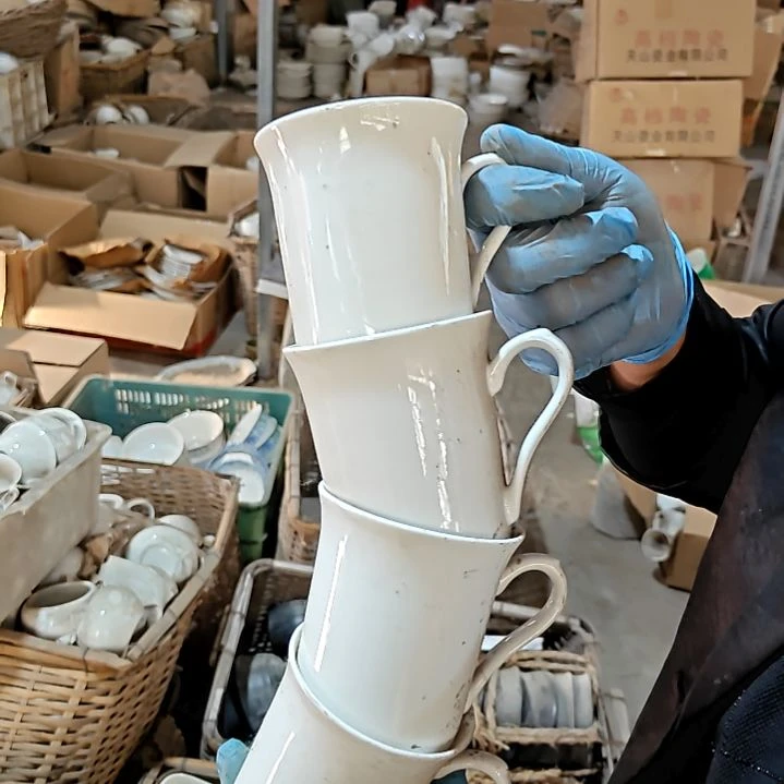 摆件陶瓷盘子碗啥都有