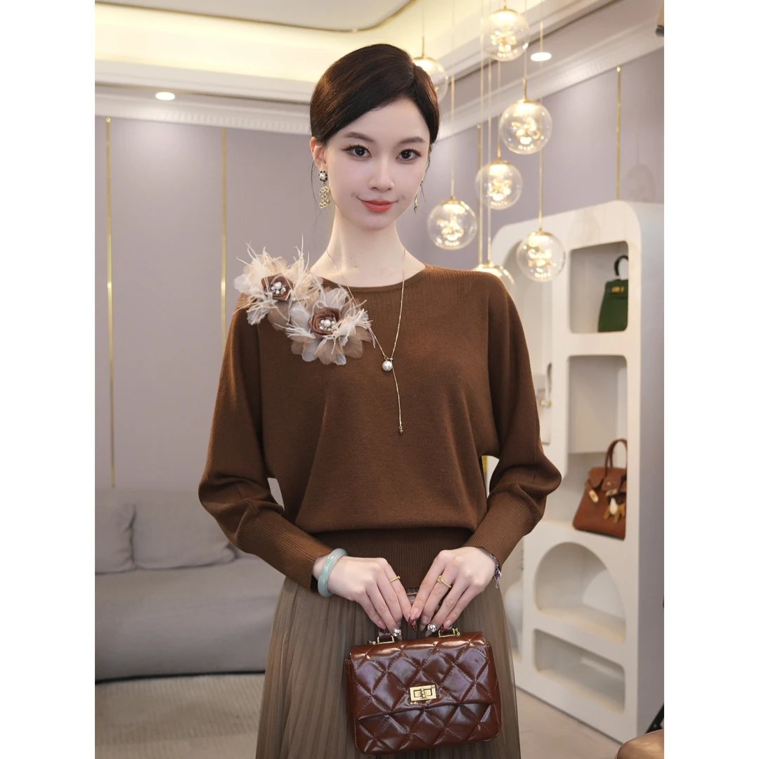 2025年秋冬新款【LT-1214JR】含醋酸丝羊毛咖色v领宽松针织衫上衣女