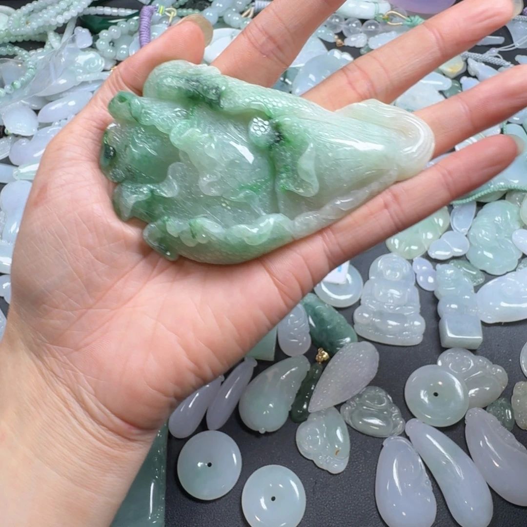 翡翠未镶嵌吊坠(赠链)白菜百财