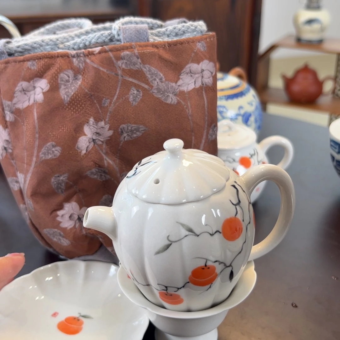茶具等产品的生产和销售为一体
