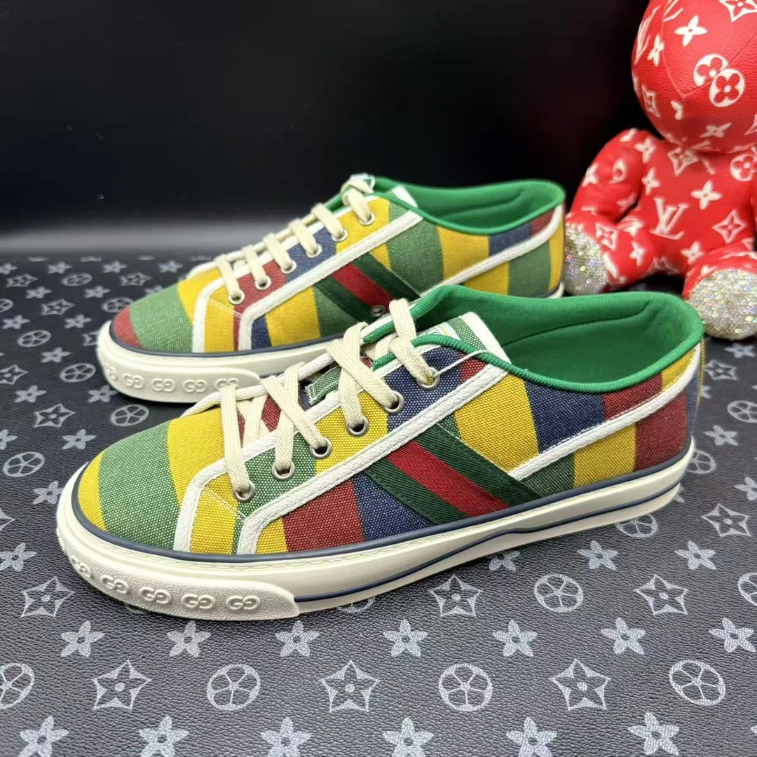 95新 GUCCI/古驰 彩色帆布1977板鞋40欧码 lz641