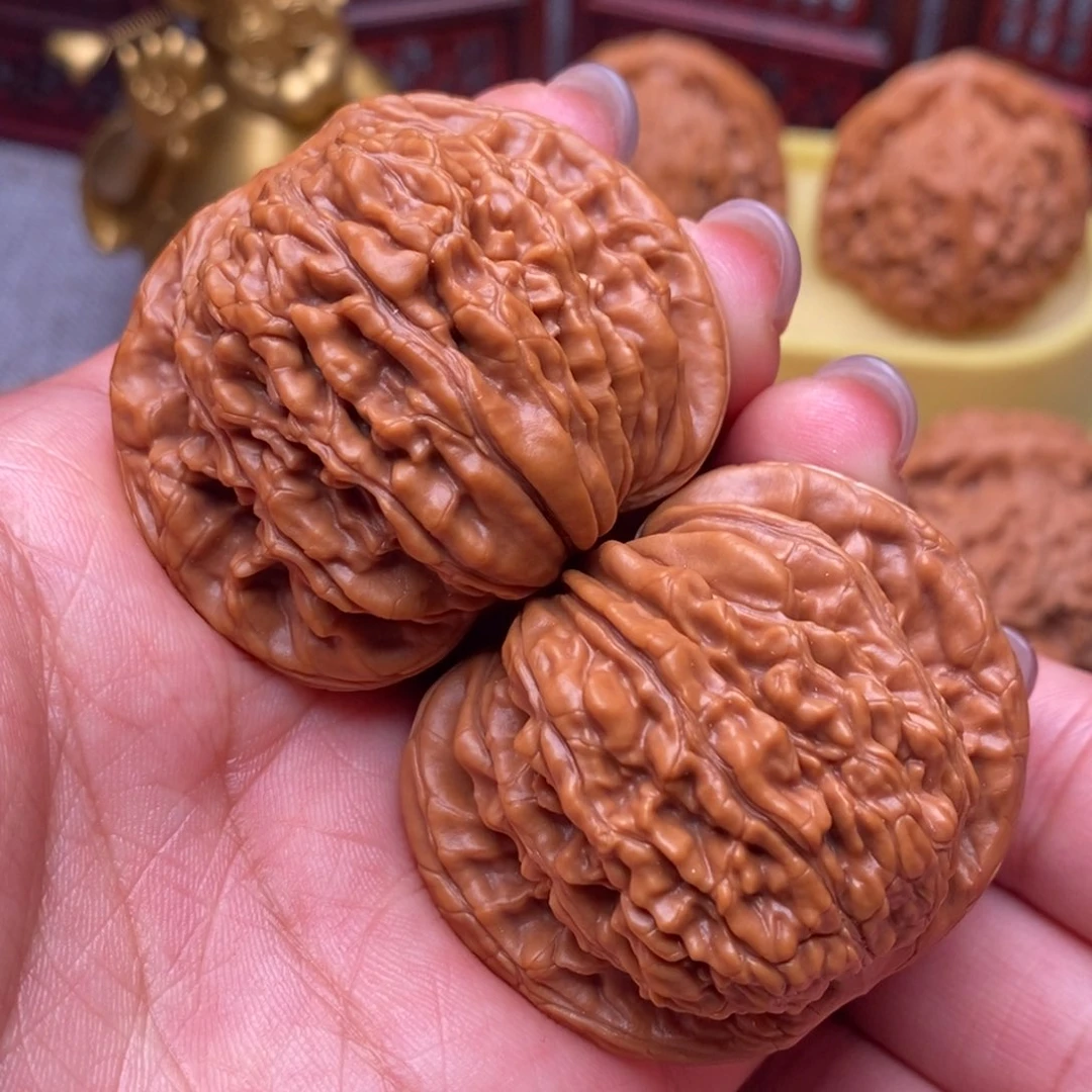 文玩核桃把件红皮山地楼45