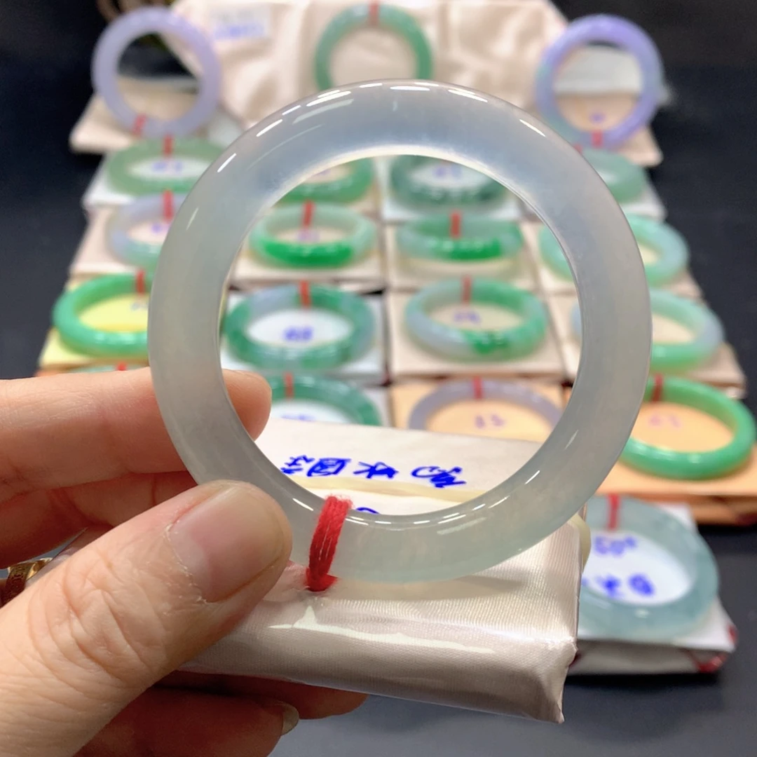 翡翠未镶嵌手镯51圈口