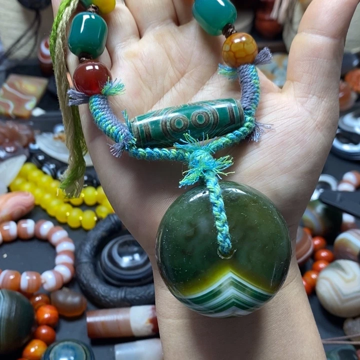 玛瑙/玉髓未镶嵌颈饰