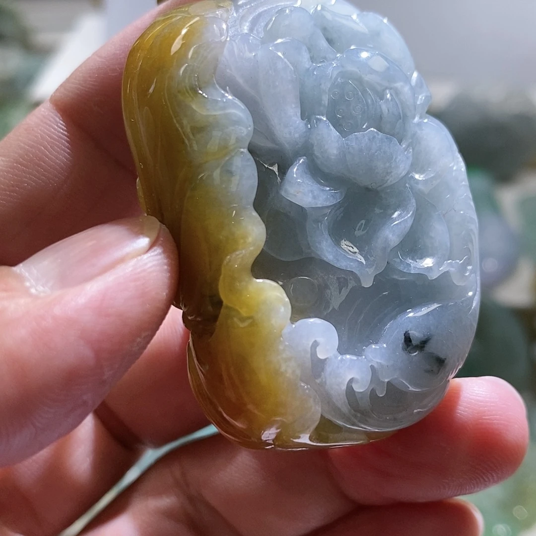 【闪购商品】翡翠颈饰未镶嵌11111111111111