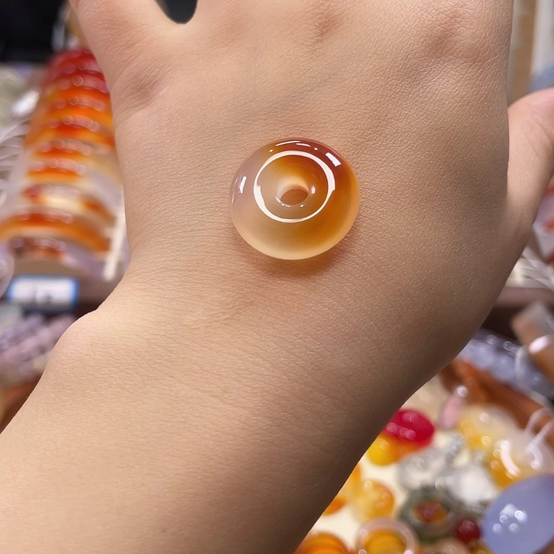 静***机玛瑙/玉髓未镶嵌平安扣