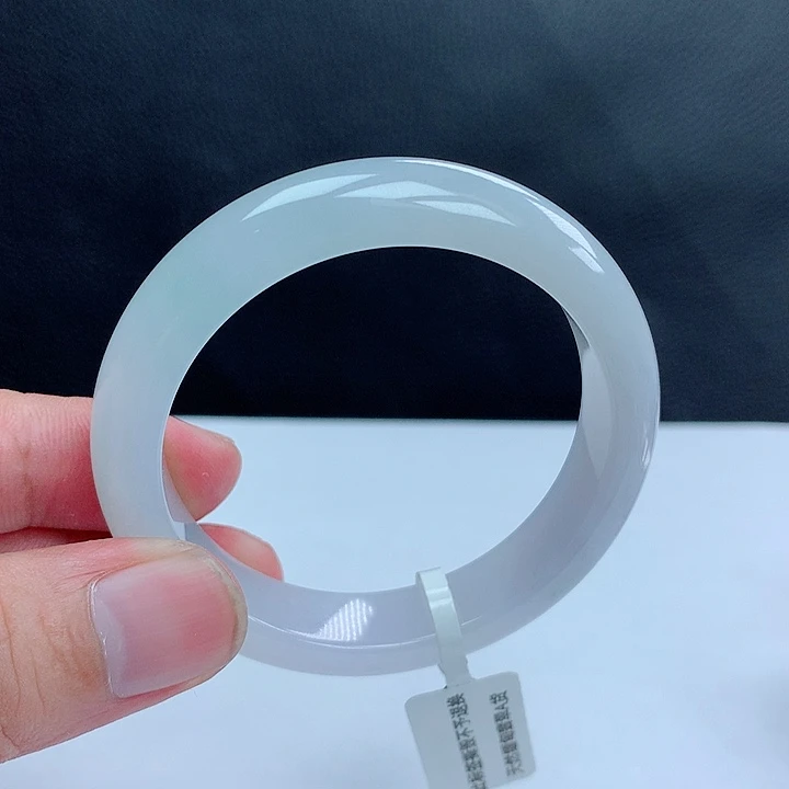 翡翠手镯未镶嵌50白月光