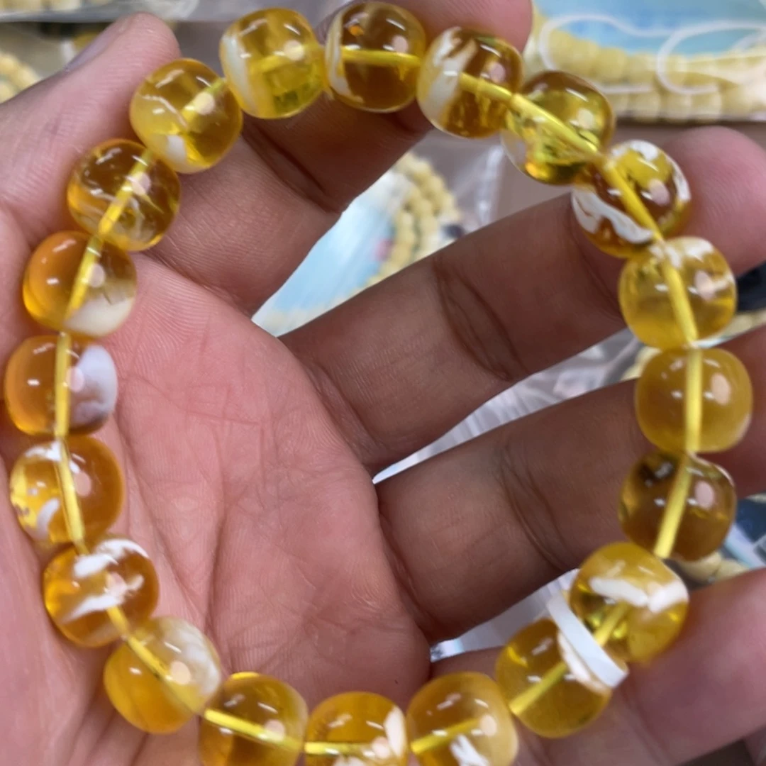 琥珀裸石未镶嵌17900000000