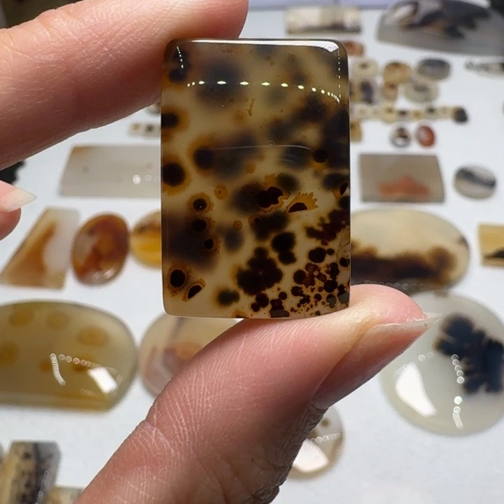 玛瑙/玉髓未镶嵌摆件