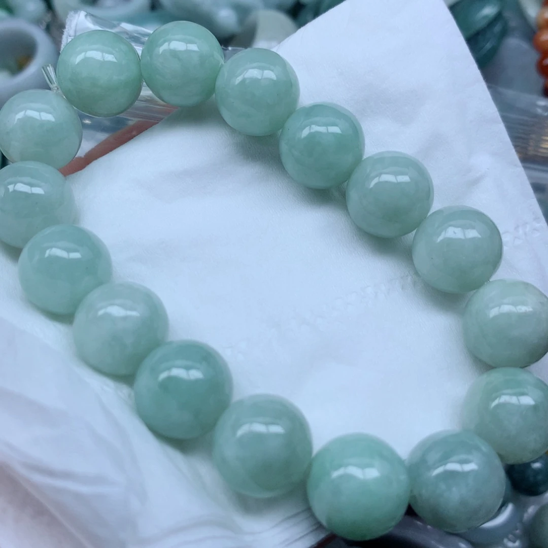 翡翠未镶嵌颈饰吊坠