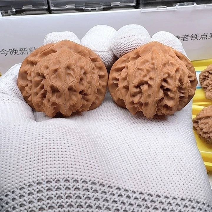 西***柿文玩核桃把件宫灯
