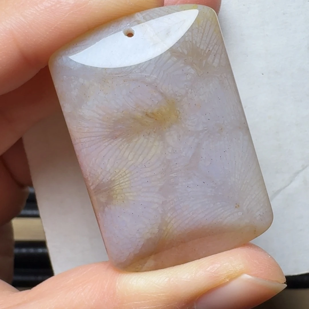 硅化玉嫩嫩的粉冰凤尾未镶嵌