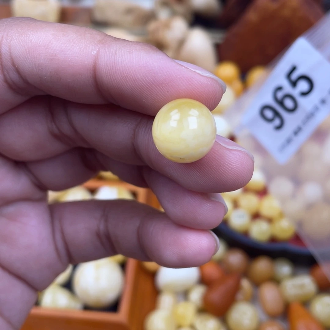 未镶嵌蜜蜡珠宝奇石粉12.8