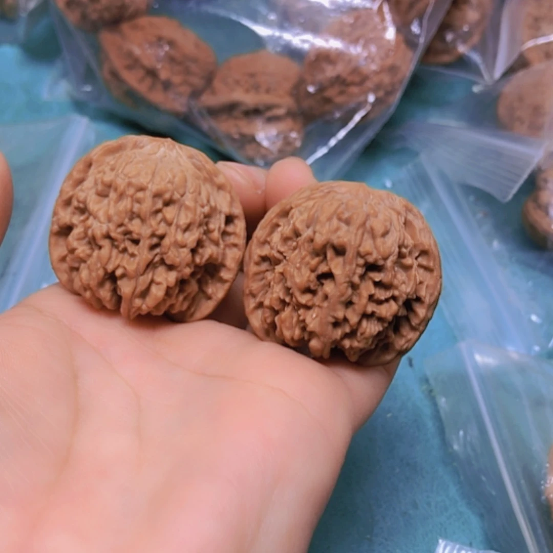 【闪购商品】摆件核桃37满天星有修