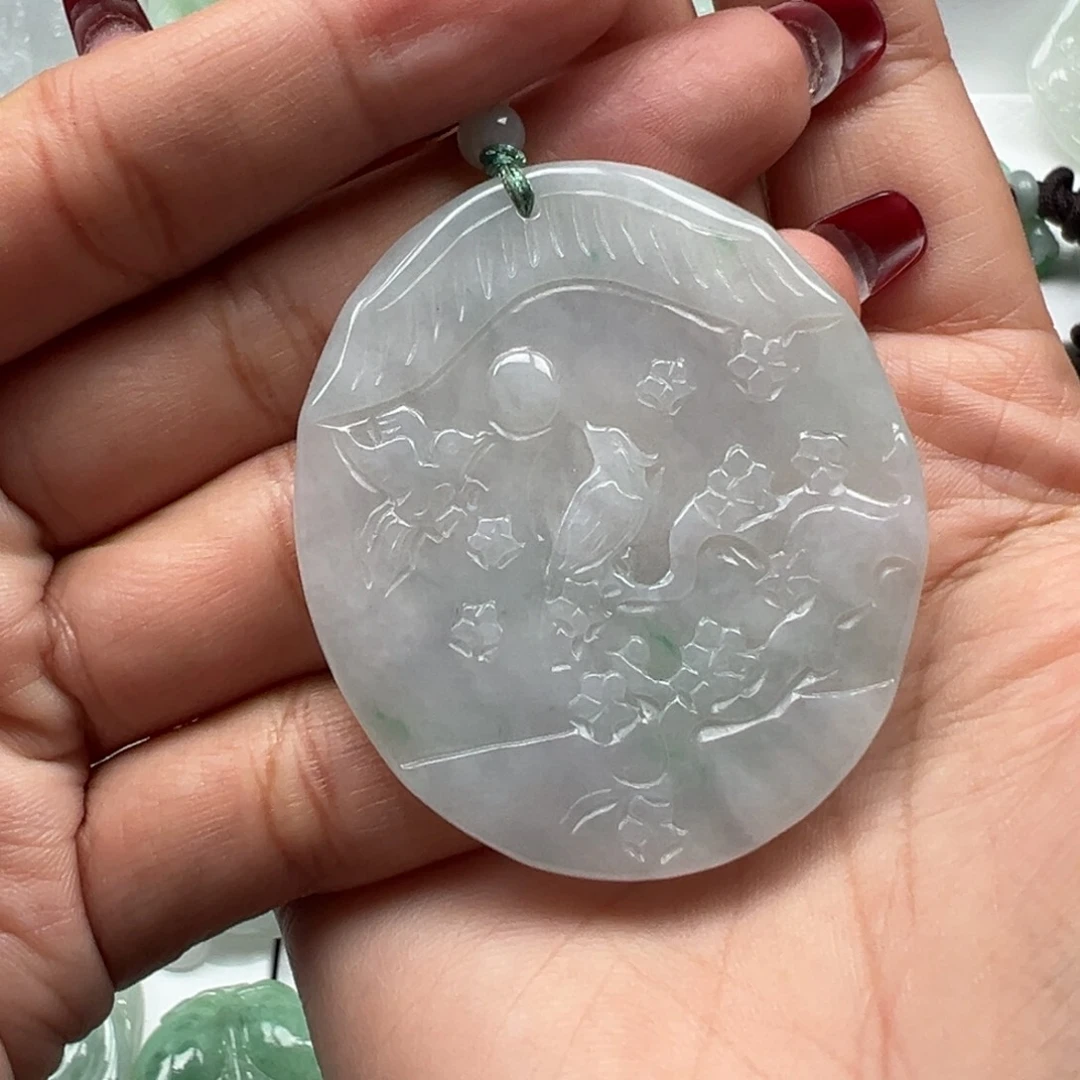 翡翠颈饰未镶嵌喜上眉梢