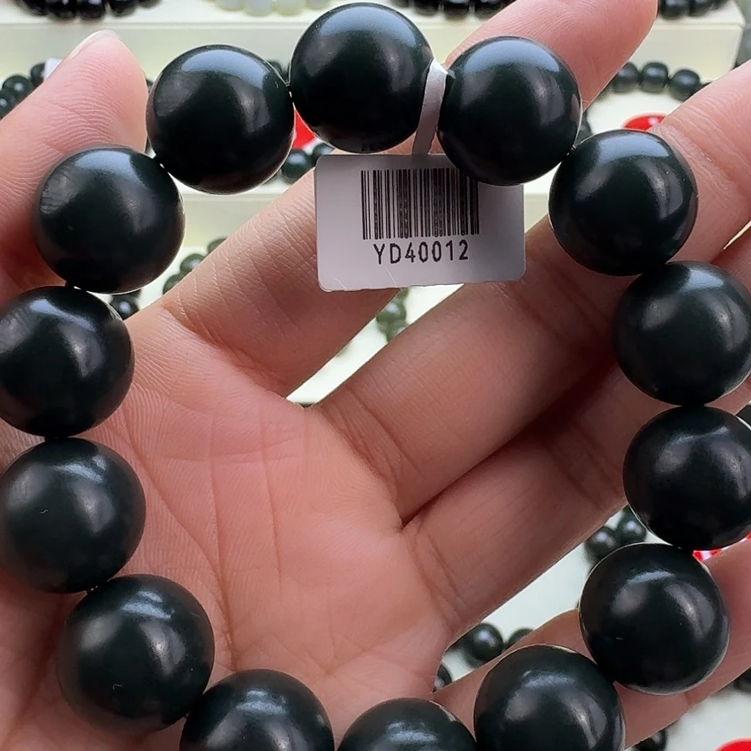 北***制和田玉未镶嵌手串