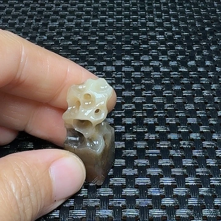 老挝石真真正正章