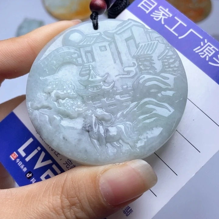 翡翠未镶嵌颈饰翡翠