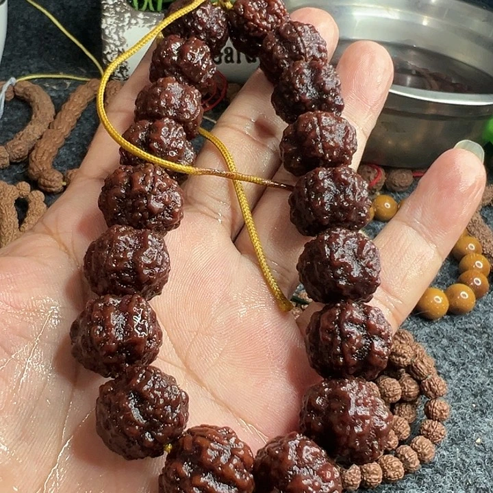 金刚菩提手串梅花手持保单圈