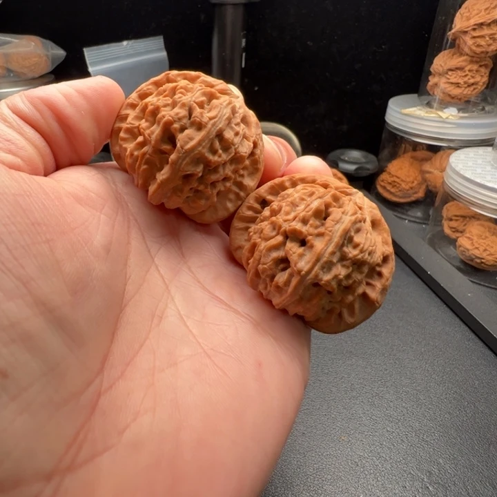 把件文玩核桃44大球白