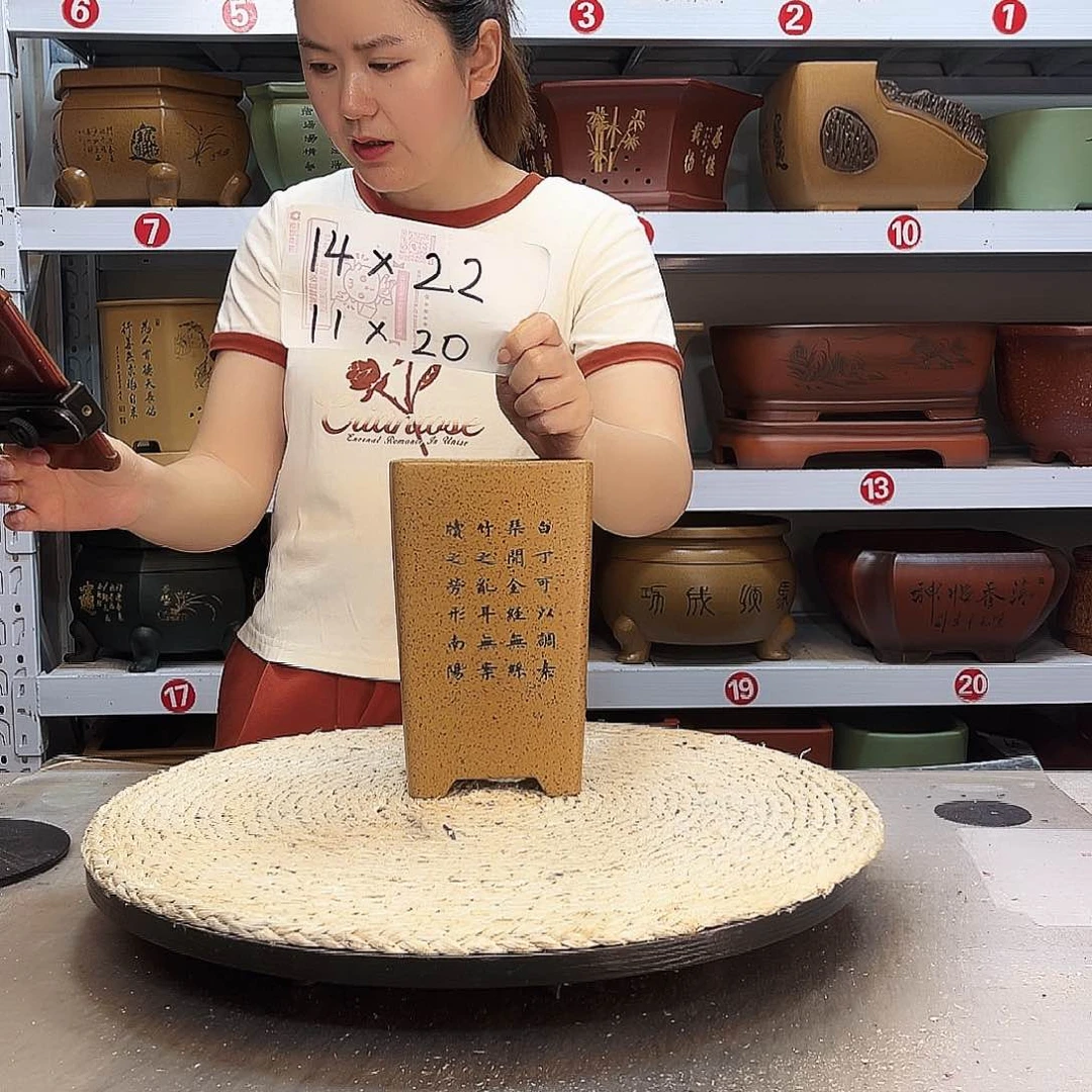 紫砂花盆紫砂花盆