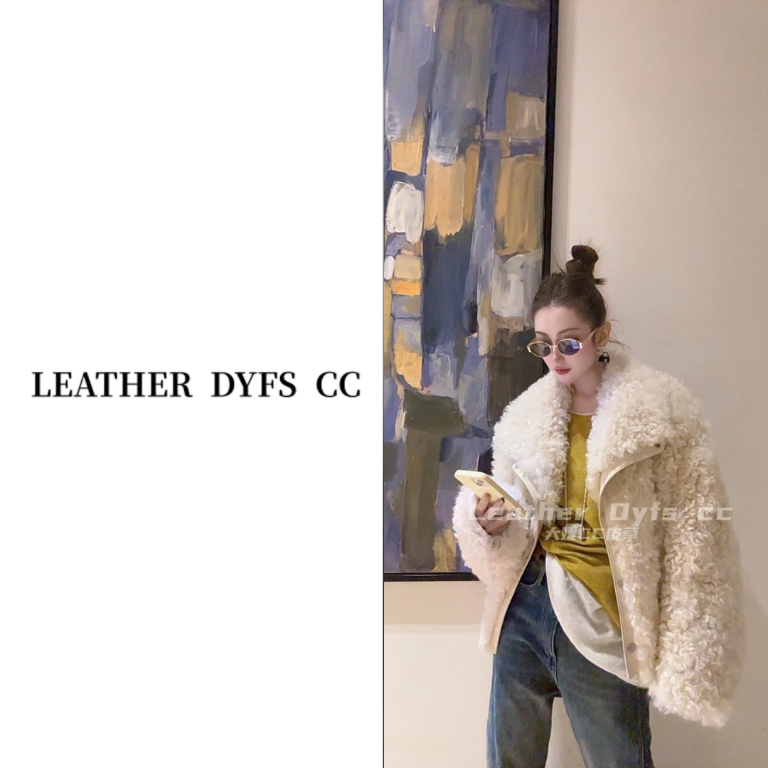 Leather Dyfs cc”奶霜兔兔1“40469原单托卡半卷皮毛一体外套