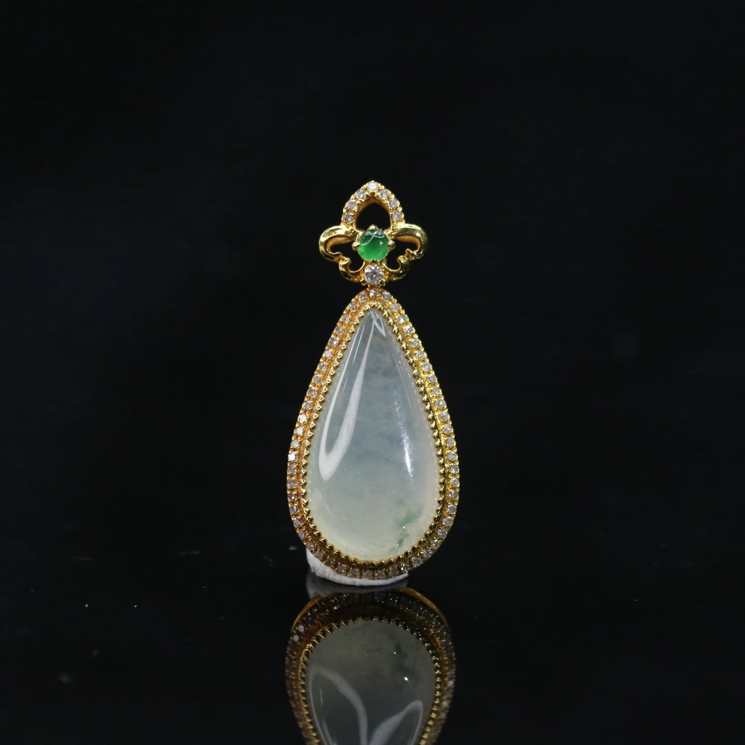 FC9天然缅甸翡翠A货18k水滴吊坠/800196/保利厦门拍卖