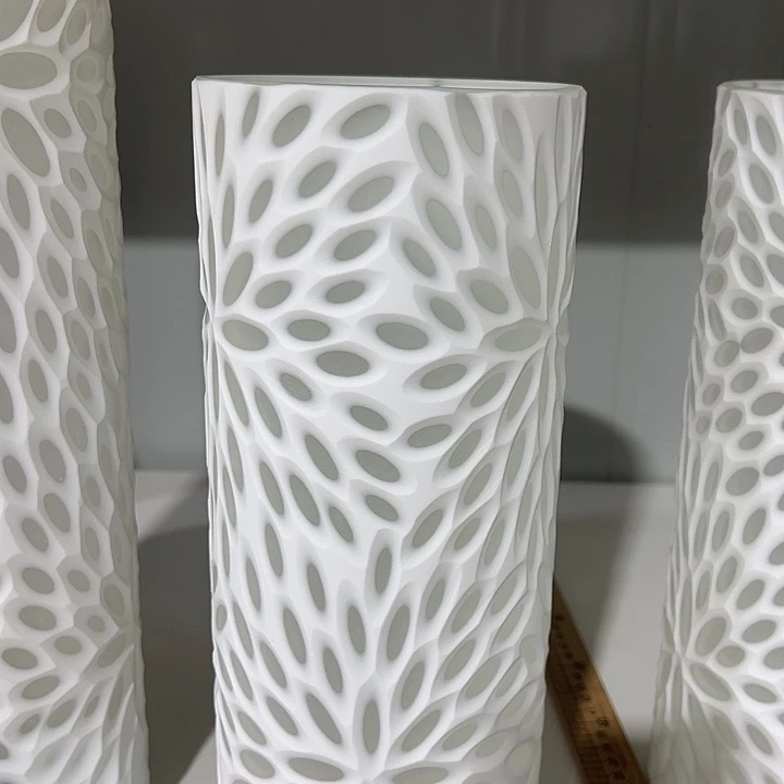 白瓷磨刻太阳花花瓶花器高30口11