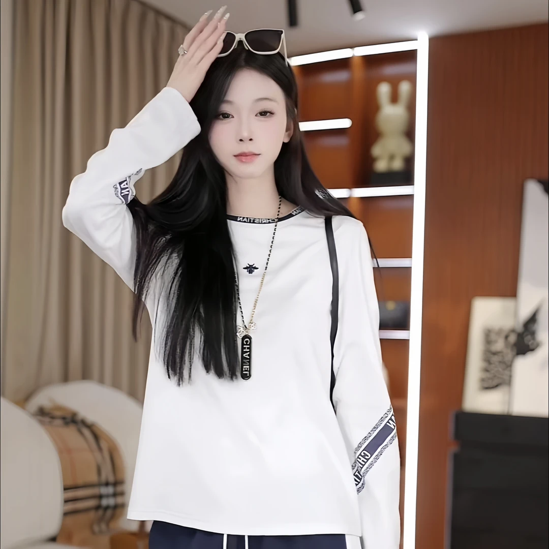 【SIsi.Chic】秋冬新款宽松刺绣织带圆领打底长袖T恤#120233