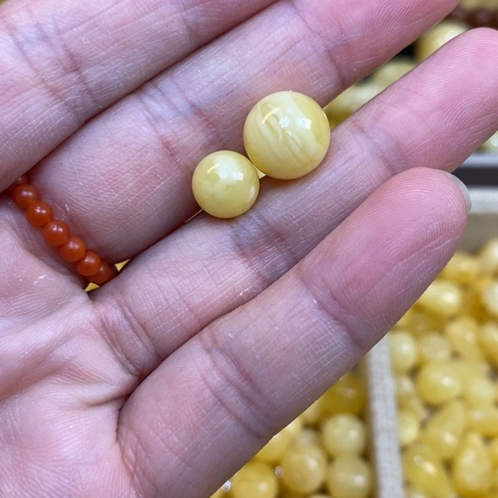 未镶嵌琥珀裸石原矿琥珀蜜蜡配饰