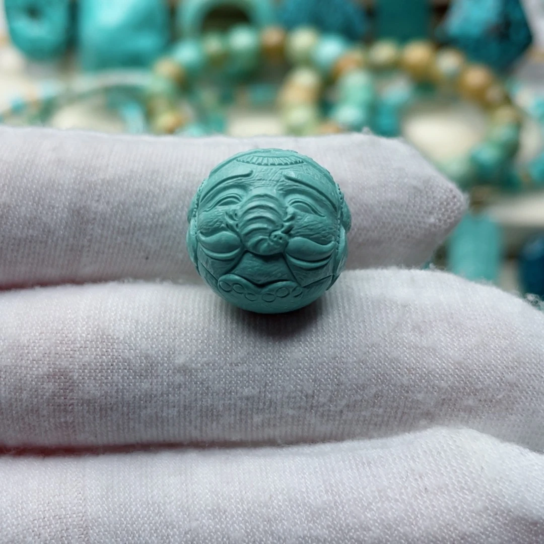 绿松石未镶嵌珠宝奇石