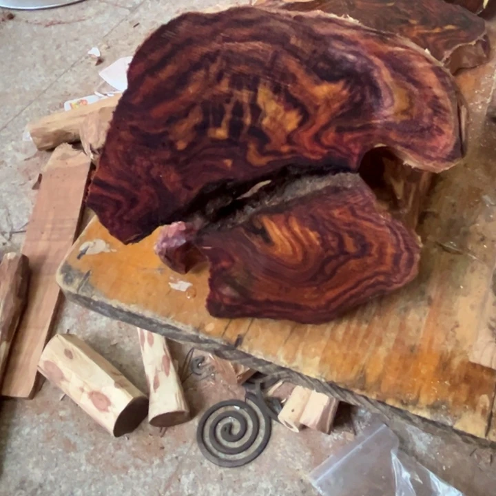 卖***）黄花梨/降香黄檀把件