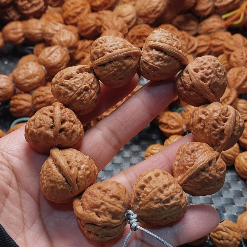 【闪购商品】文玩核桃吊坠狼*跑磨盘