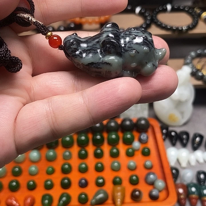 未镶嵌手链和田玉