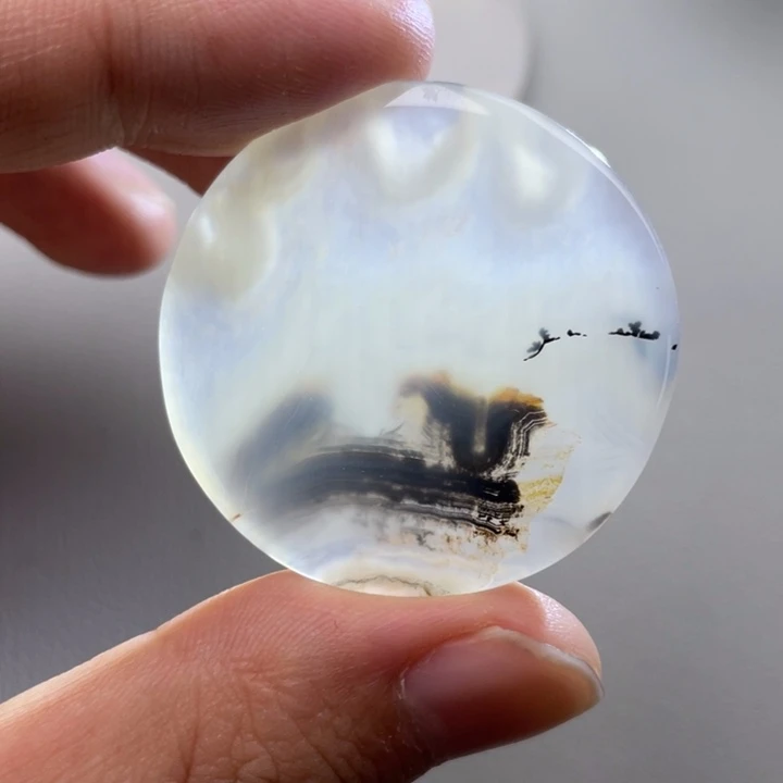 玛瑙/玉髓颈饰未镶嵌雾*