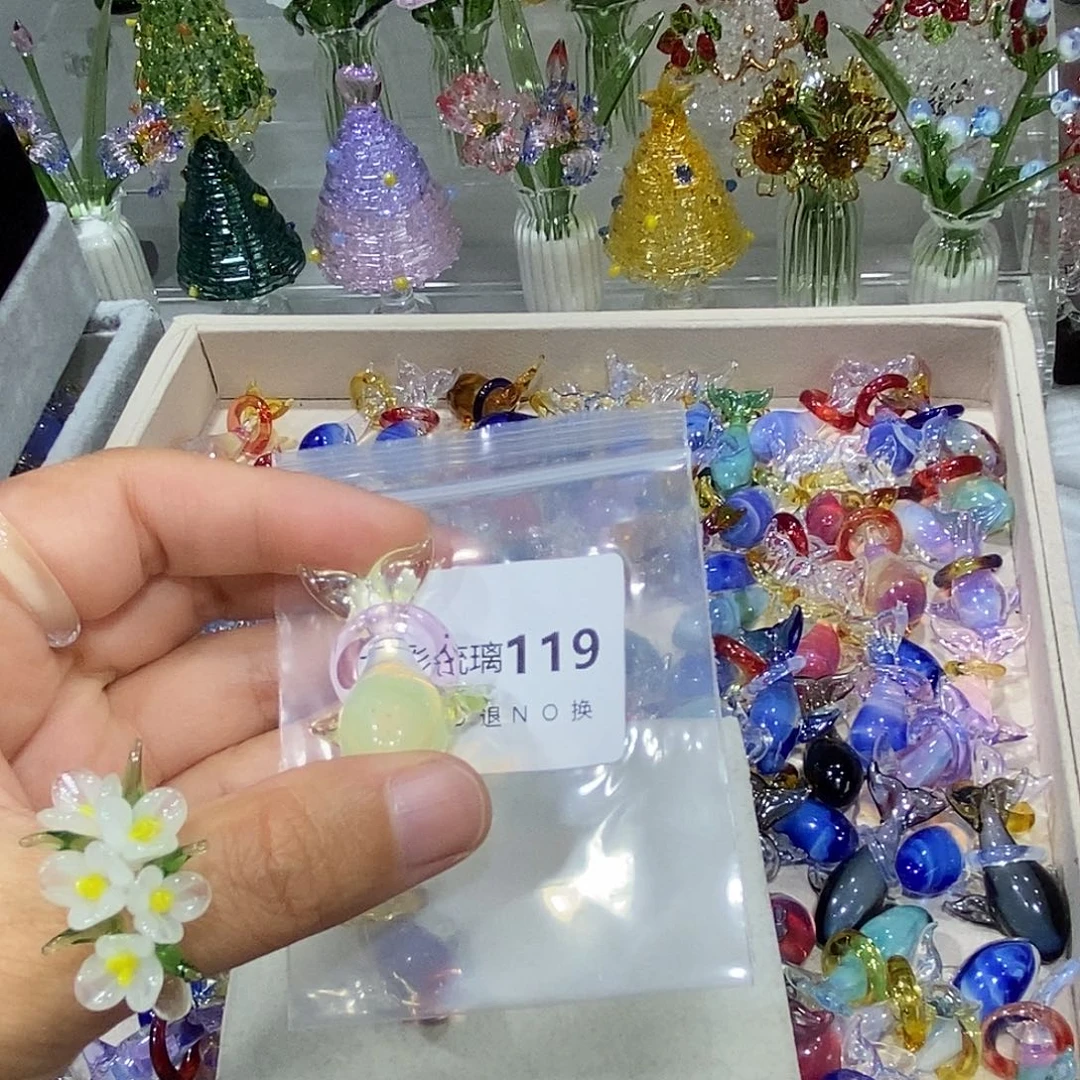 王***戒琉璃吊坠（不含链）119鲸鱼一个